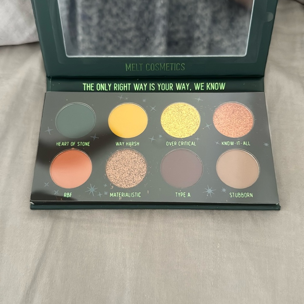 New without box bad side of zodiac Earth melt cosmetics eyeshadow